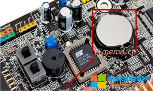 BIOS電池沒(méi)有電了,解決方法是更換電池。